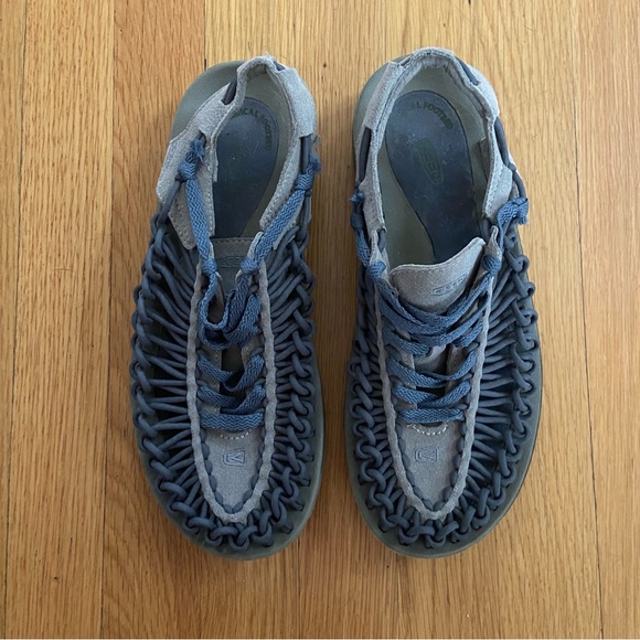 Keen Other - 💛 keen uneek sandals